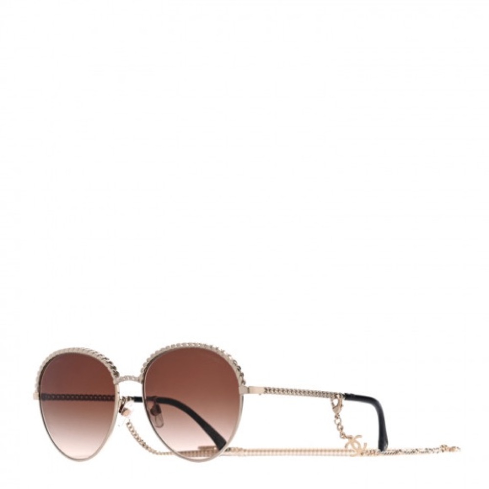 Elegant Gold Sunglasses